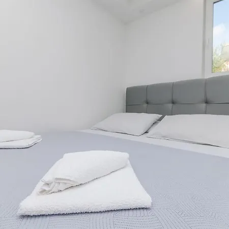 Milan Apartmán