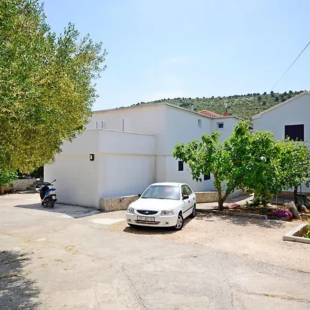 Milan Rogoznica (Sibenik-Knin)