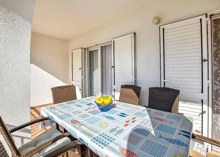 Milan * Rogoznica (Sibenik-Knin)