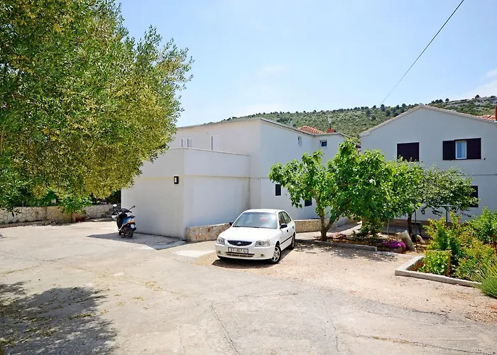 Milan Rogoznica (Sibenik-Knin)